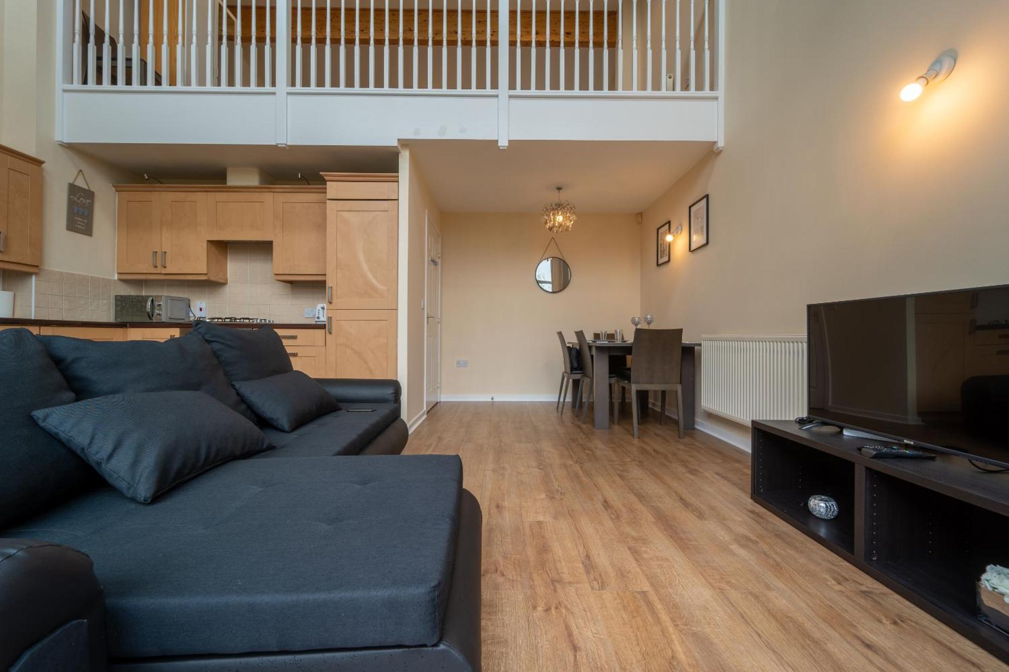 Luxury 2 Bed Apartment - Near Heathrow, Legoland, Windsor سلوف المظهر الخارجي الصورة